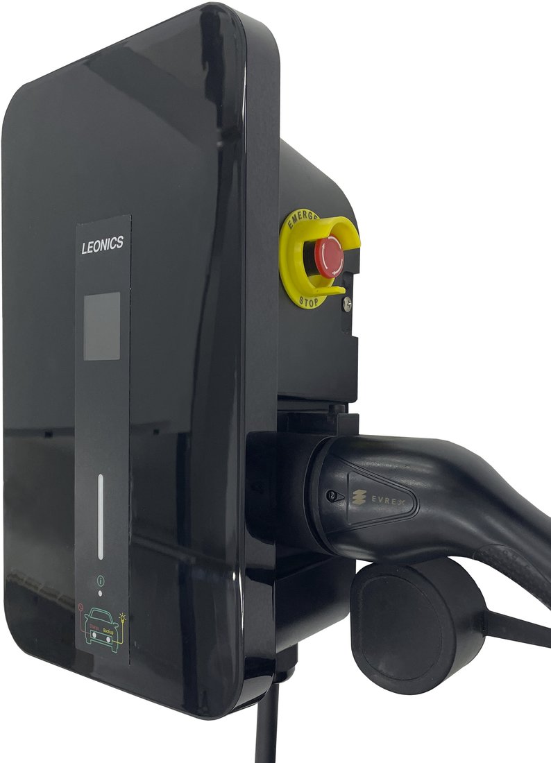 EV Back — Bidirectional Charger that Backs Up the Home from the Car